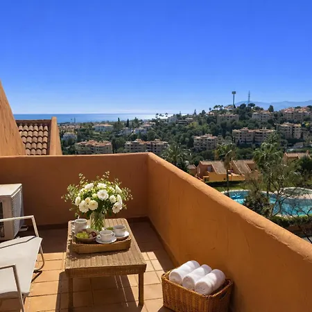 Elviria Panoramic Views Penthouse