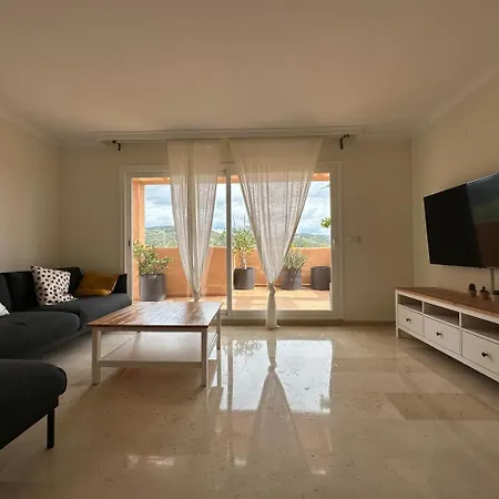 Elviria Panoramic Views Penthouse アパート