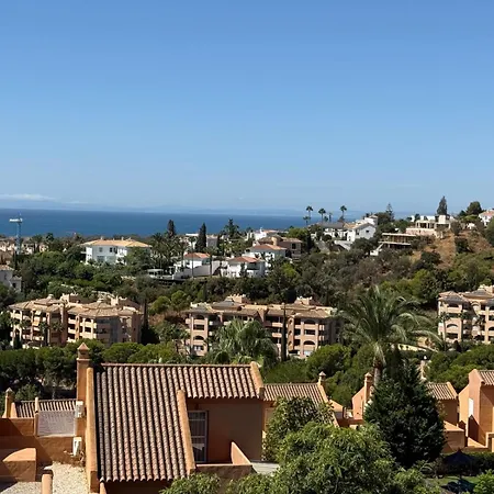 アパート Elviria Panoramic Views Penthouse *