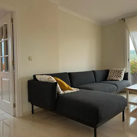 아파트 Elviria Panoramic Views Penthouse 마르베야