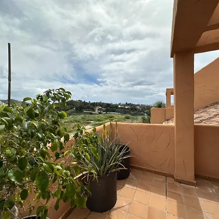 Elegant Penthouse - Panoramic Sea Views * Marbella