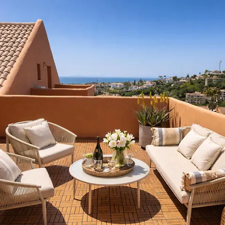 Elviria Panoramic Views Penthouse Διαμέρισμα *