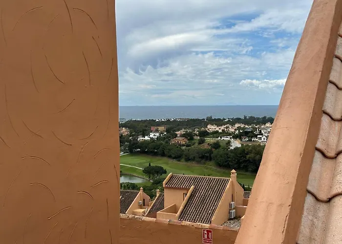 Elviria Panoramic Views Penthouse شقة