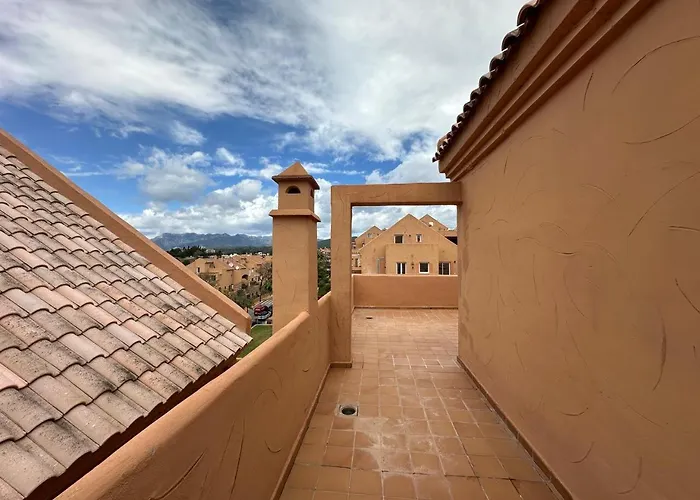 Elviria Panoramic Views Penthouse شقة