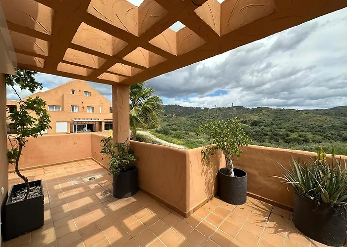 Elviria Panoramic Views Penthouse Lejlighed Marbella