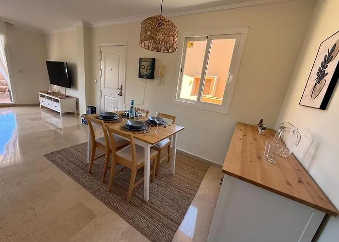 Elviria Panoramic Views Penthouse Lejlighed Marbella